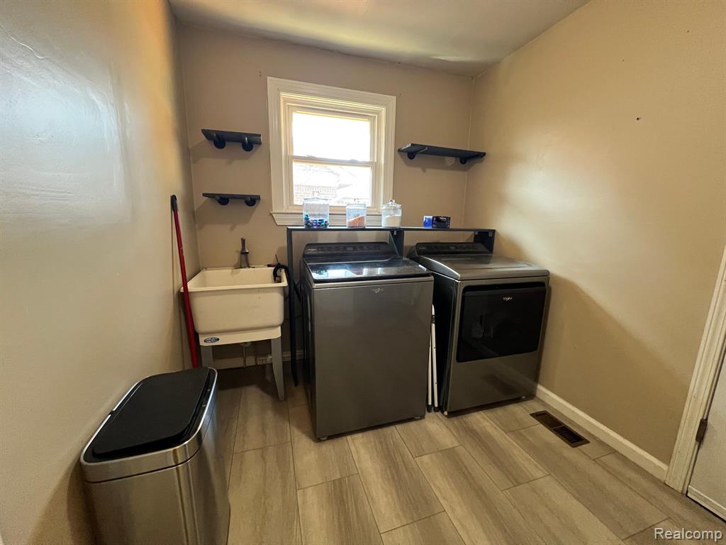 5345 FERN Avenue, Grand Blanc, MI 48439 — Photo 15