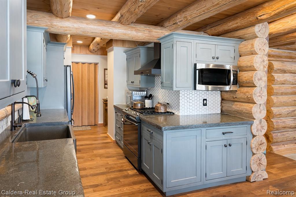 15925 29 Mile Road, Ray, MI — Photo 12