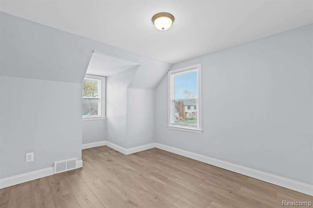 18935 Mansfield Street, Detroit, MI 48235 — Photo 26