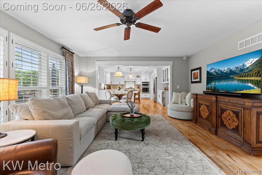 1393 Lake Shore Boulevard, Lake Orion, MI 48362 — Photo 20