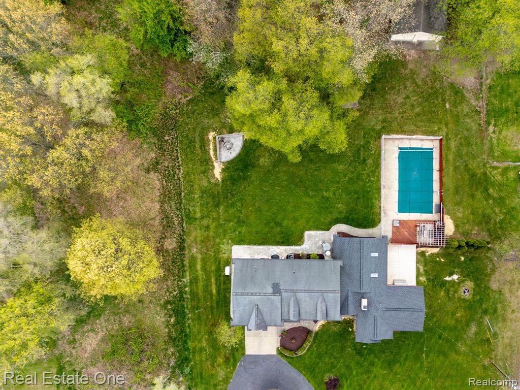 9243 Sherwood Drive, Davisburg, MI 48350 — Photo 56