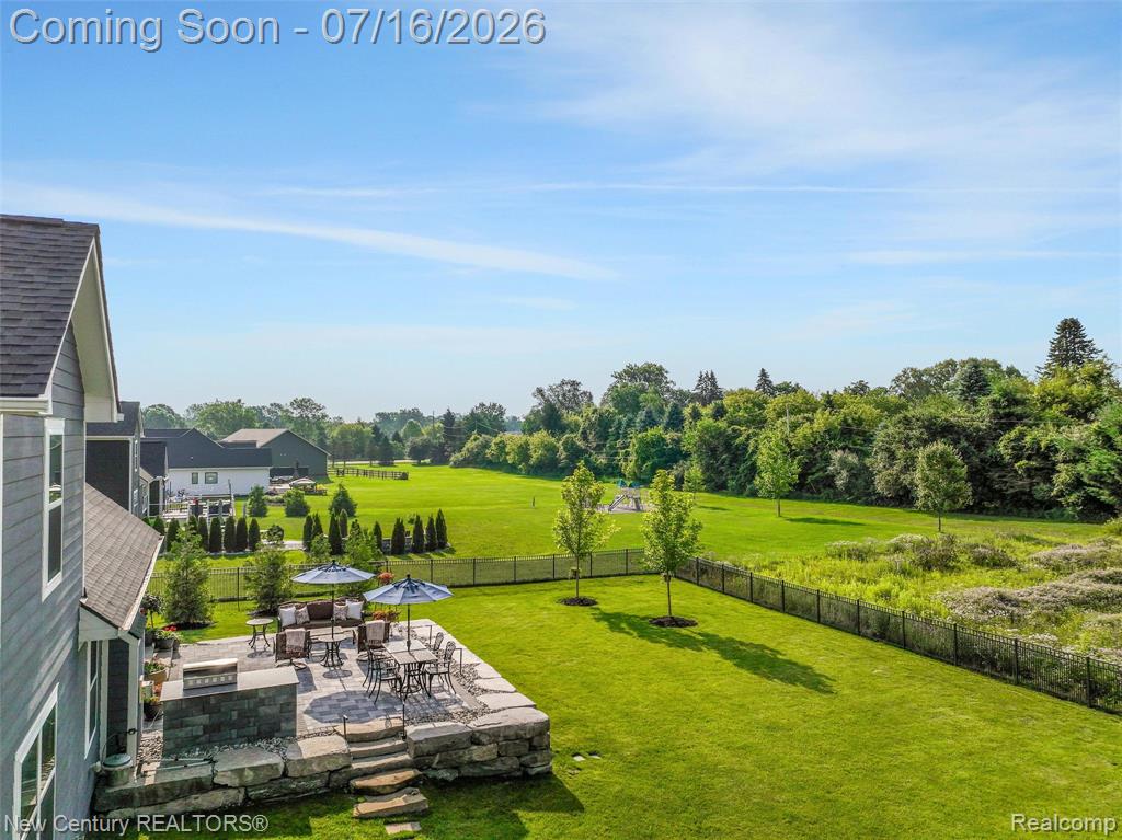 671 Braxwood Place, Milford, MI 48381 — Photo 11