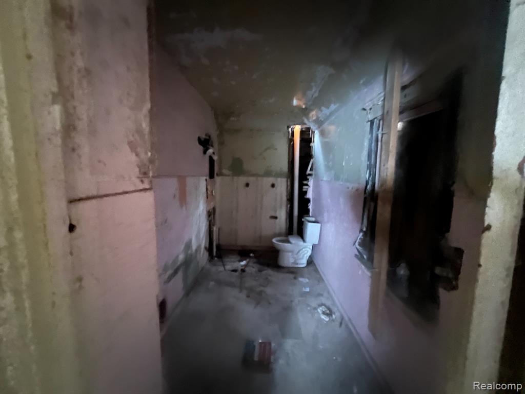 7723 E Canfield Street, Detroit, MI 48214 — Photo 9
