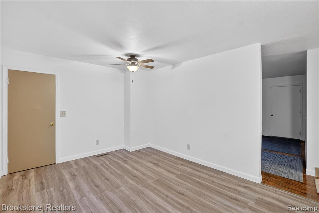 5050 Carnegie Street, Saginaw, MI 48601 — Photo 11