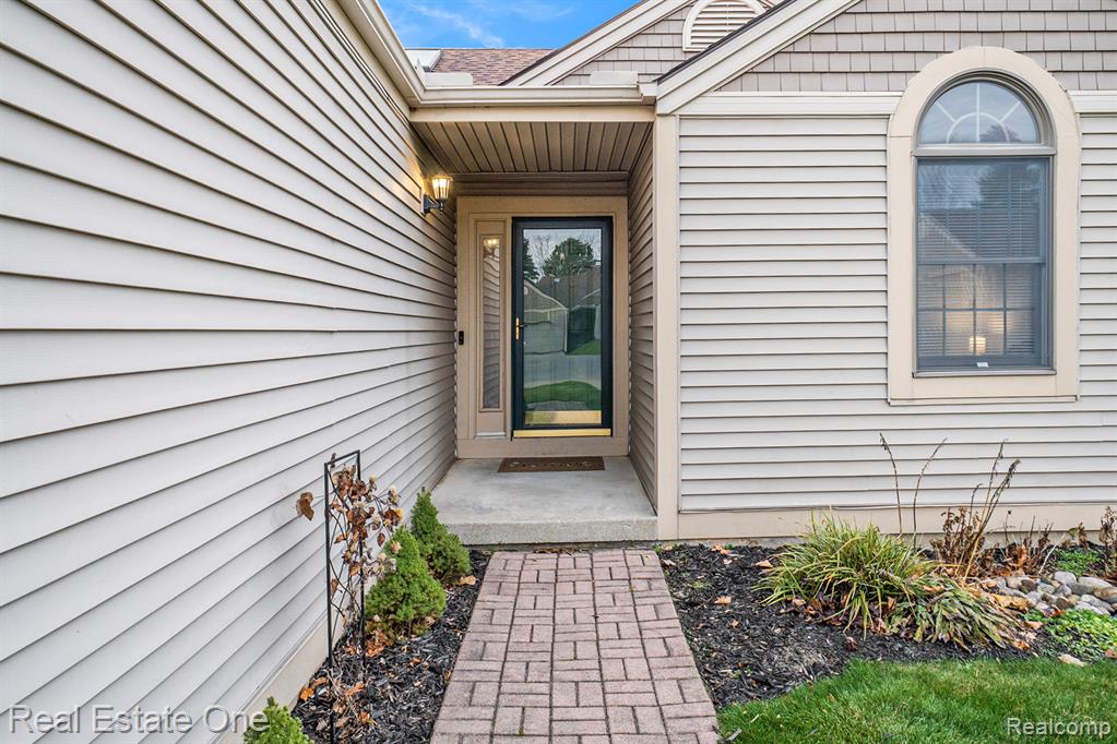 9413 Blue Spruce Court, 54, Davison, MI 48423 — Photo 3