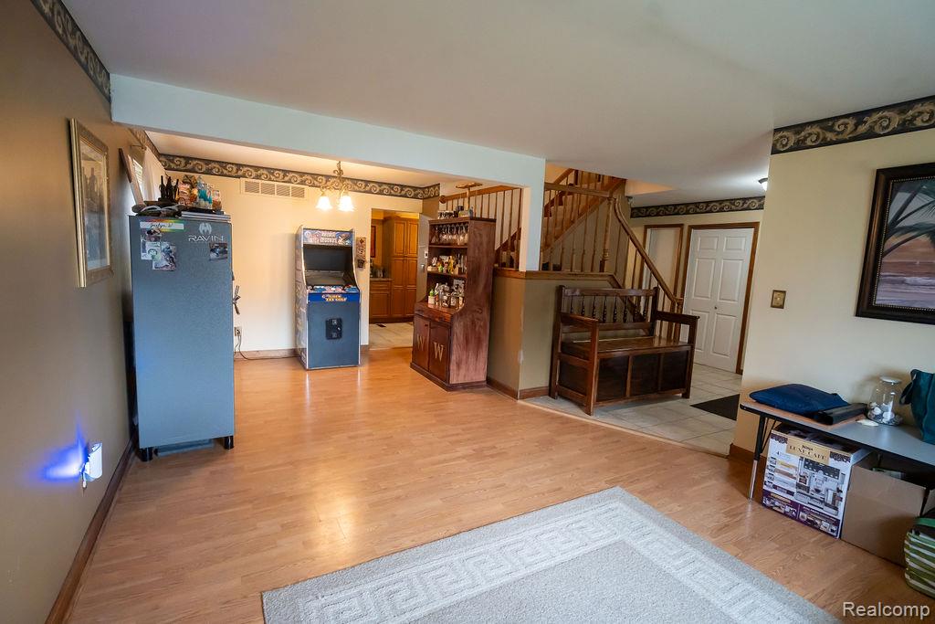 19495 Wherle Drive, Riverview, MI 48193 — Photo 7
