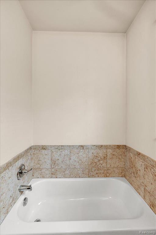 3926 Aretha Ave, Detroit, MI 48201 — Photo 14