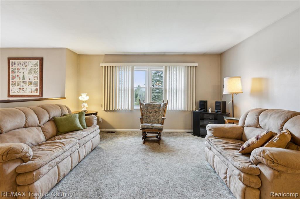 541 W STOCKWELL Road, Harrison, MI 48625 — Photo 8