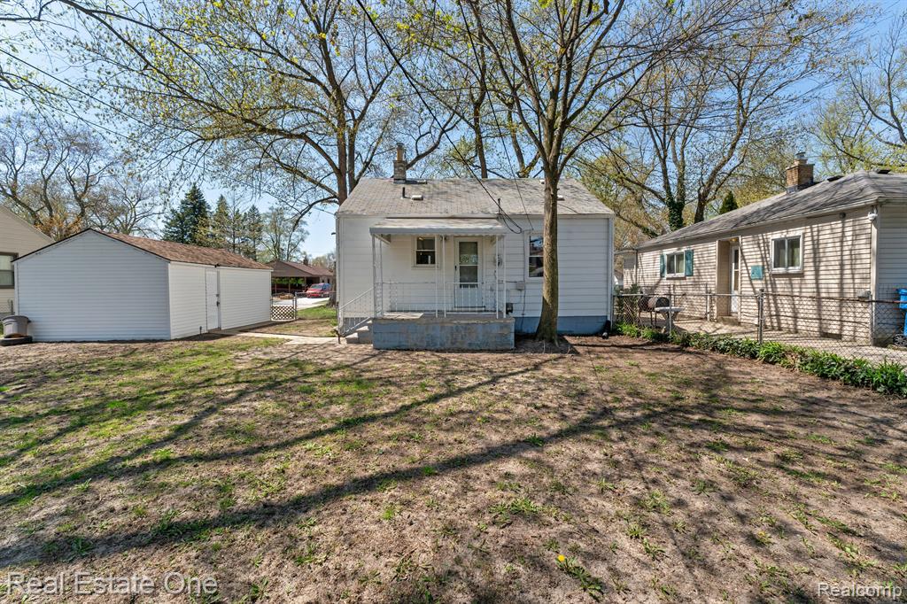 4957 ZIEGLER Street, Dearborn Heights, MI 48125 — Photo 18