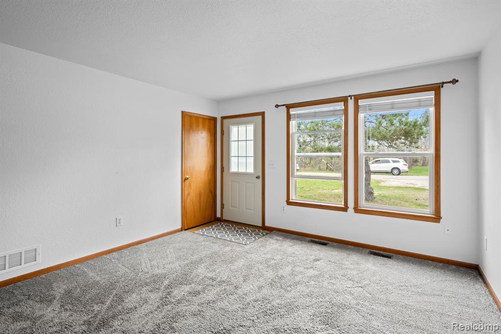 1125 HOUND DOG Trail, St. Helen, MI 48656 — Photo 12