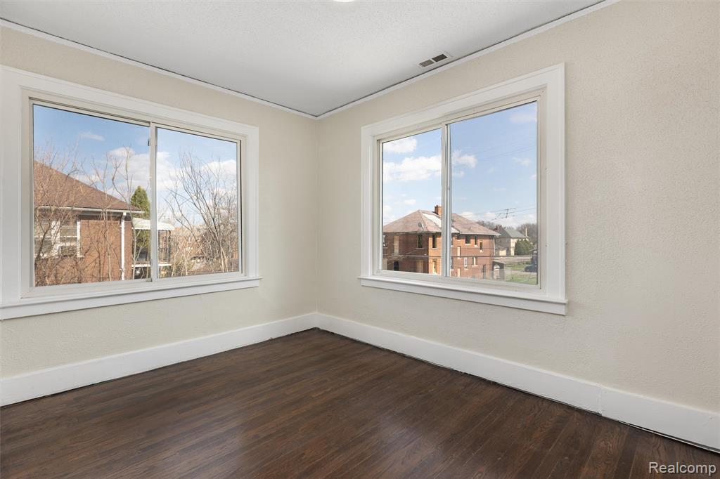 3217 Elmhurst Street, Detroit, MI 48206 — Photo 14