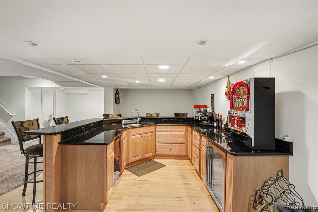 54676 Woodcreek Boulevard, Utica, MI 48315 — Photo 32