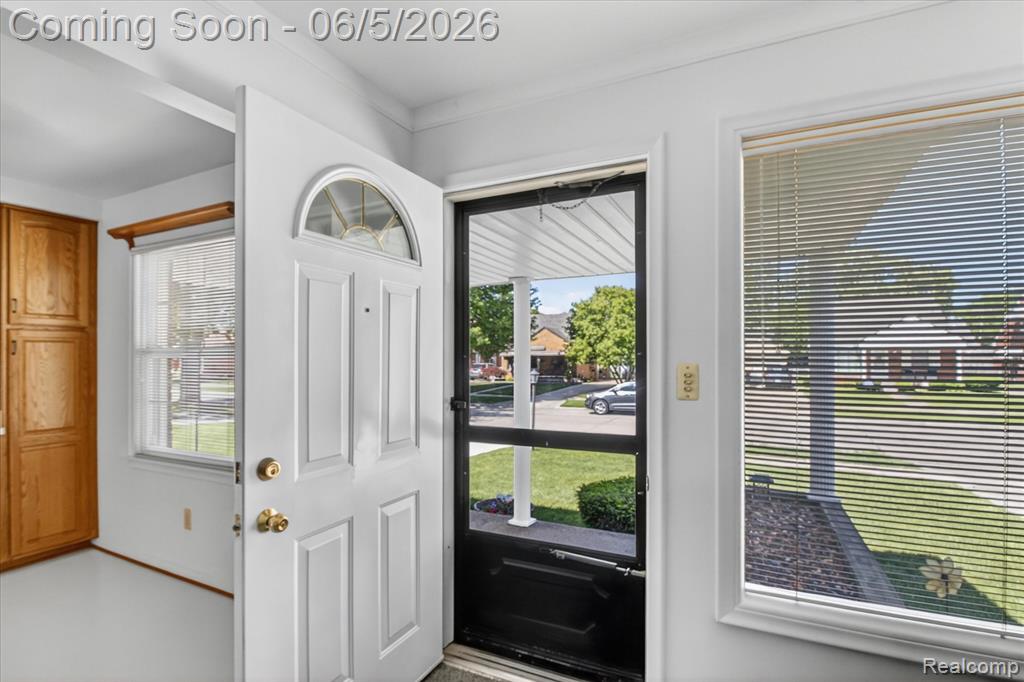 9825 Becker Avenue, Allen Park, MI 48101 — Photo 5