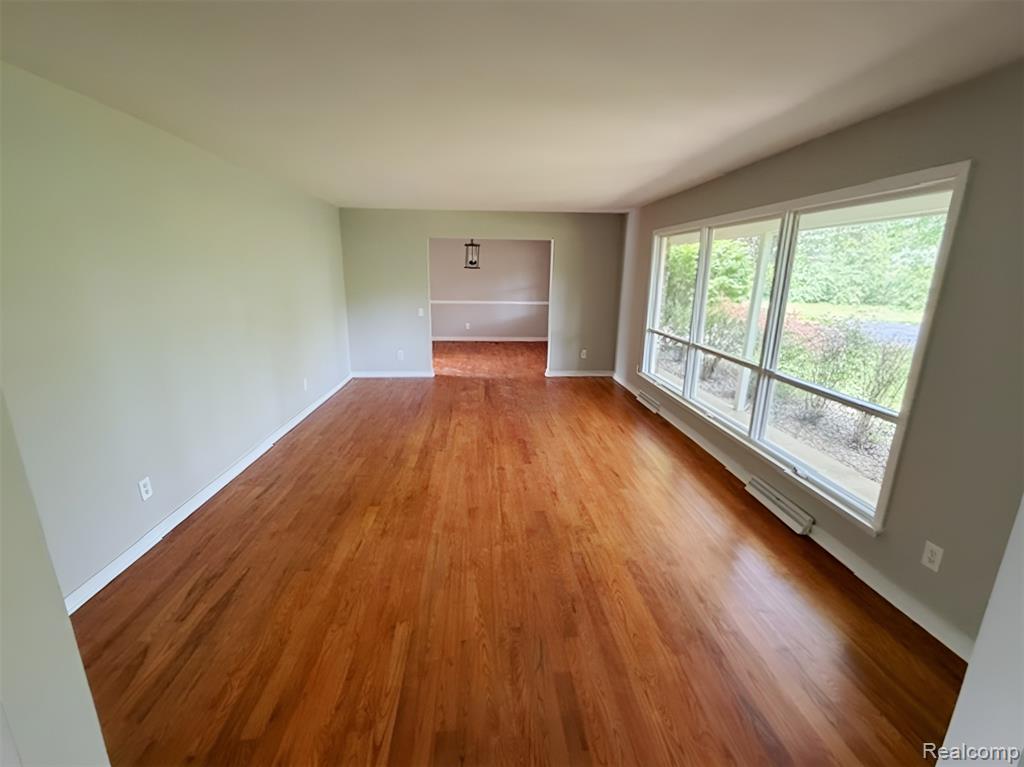 140 DARWIN Road, Pinckney, MI 48169 — Photo 4