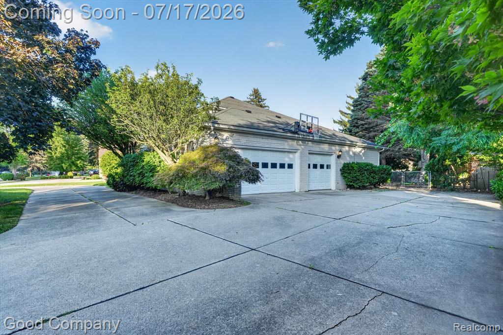 38921 Santa Barbara Street, Clinton Twp, MI 48036 — Photo 45
