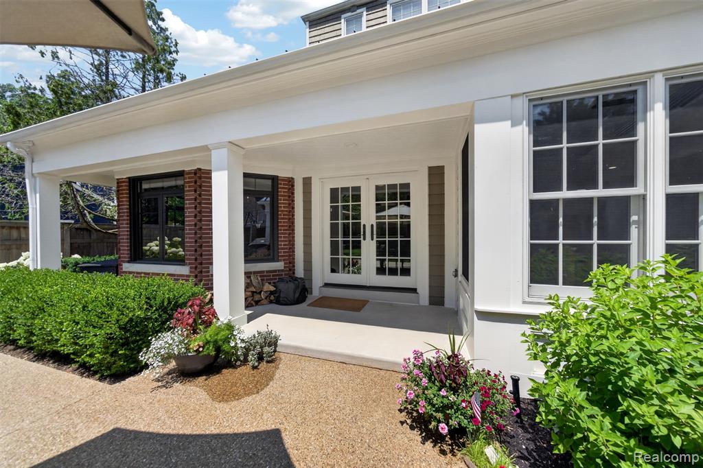 960 Mohegan Street, Birmingham, MI 48009 — Photo 43