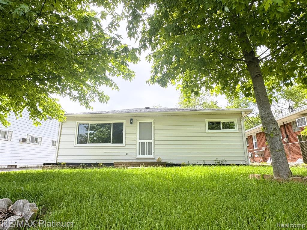 208 Devonshire Street, Ypsilanti, MI 48198 — Photo 2