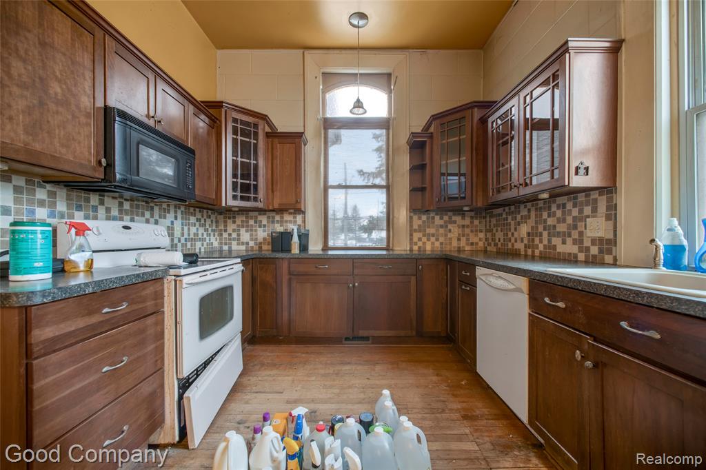 36950 Willow Road, New Boston, MI 48164 — Photo 13