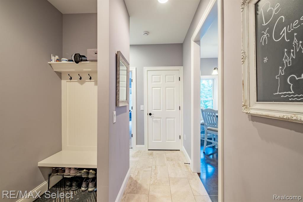 9388 MCMULLEN Circle, Fenton, MI 48430 — Photo 30
