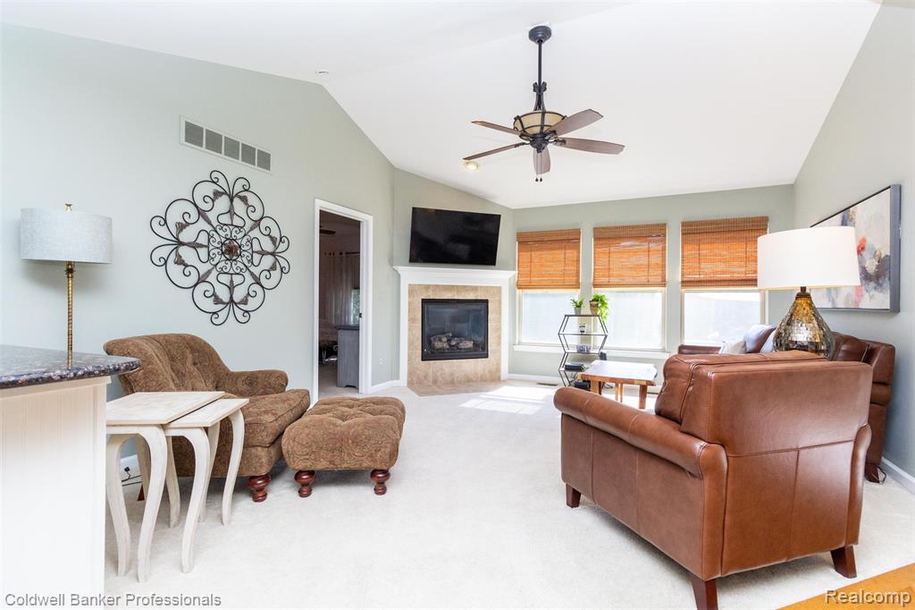 10820 Bouldercrest Drive N, South Lyon, MI 48178 — Photo 8