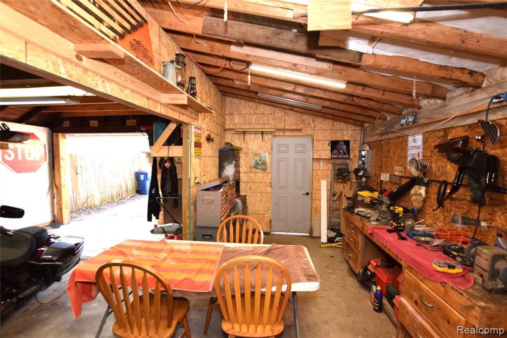 4133 Custer Avenue, Flint, MI 48507 — Photo 15
