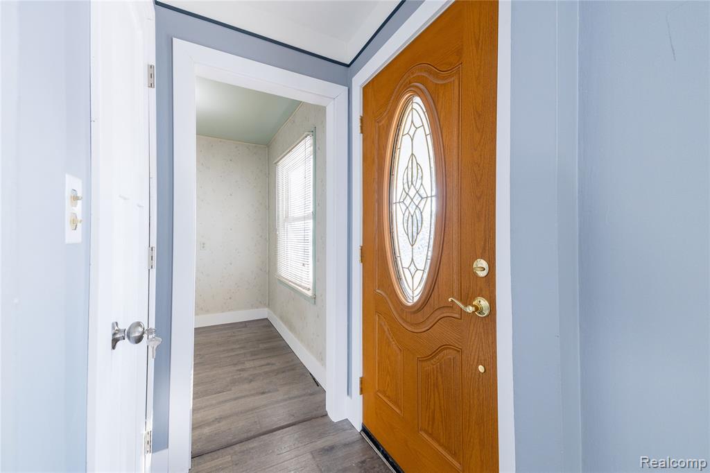472 Mayflower Avenue, Lincoln Park, MI 48146 — Photo 4