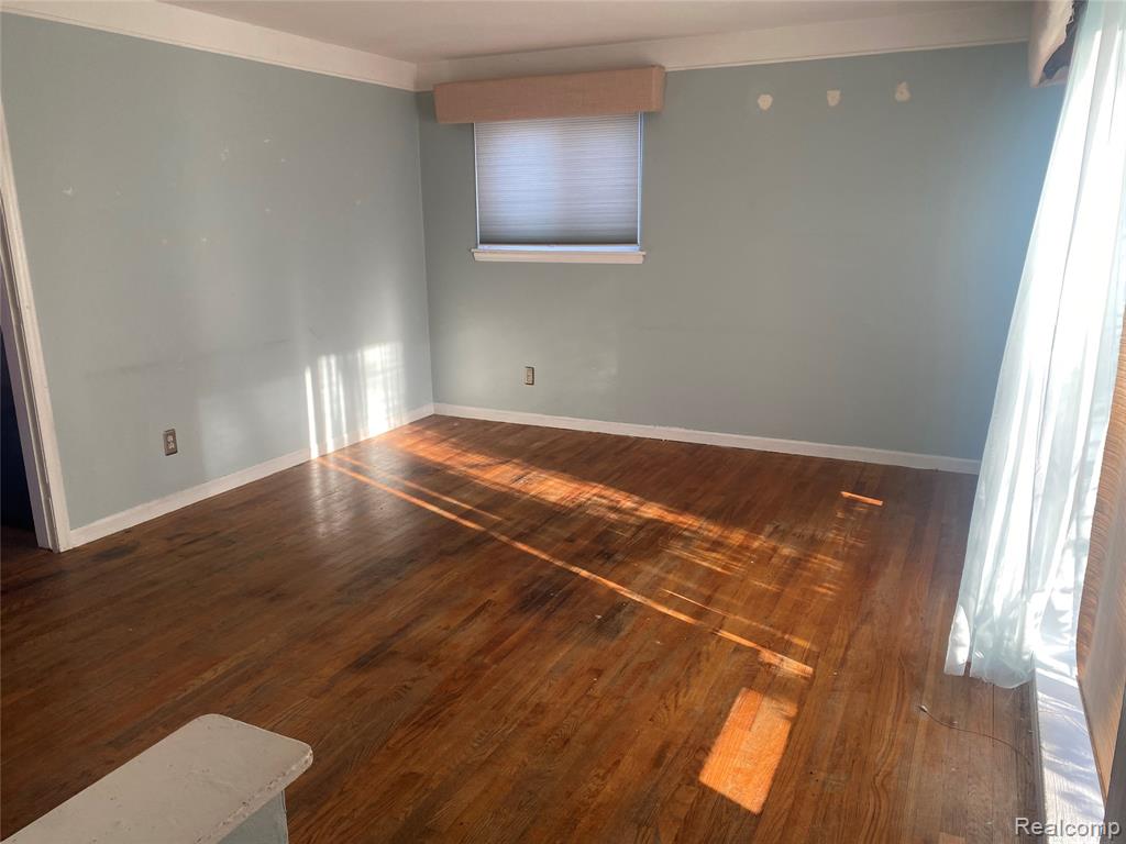7696 Rosemary Street, Dearborn Heights, MI 48127 — Photo 5