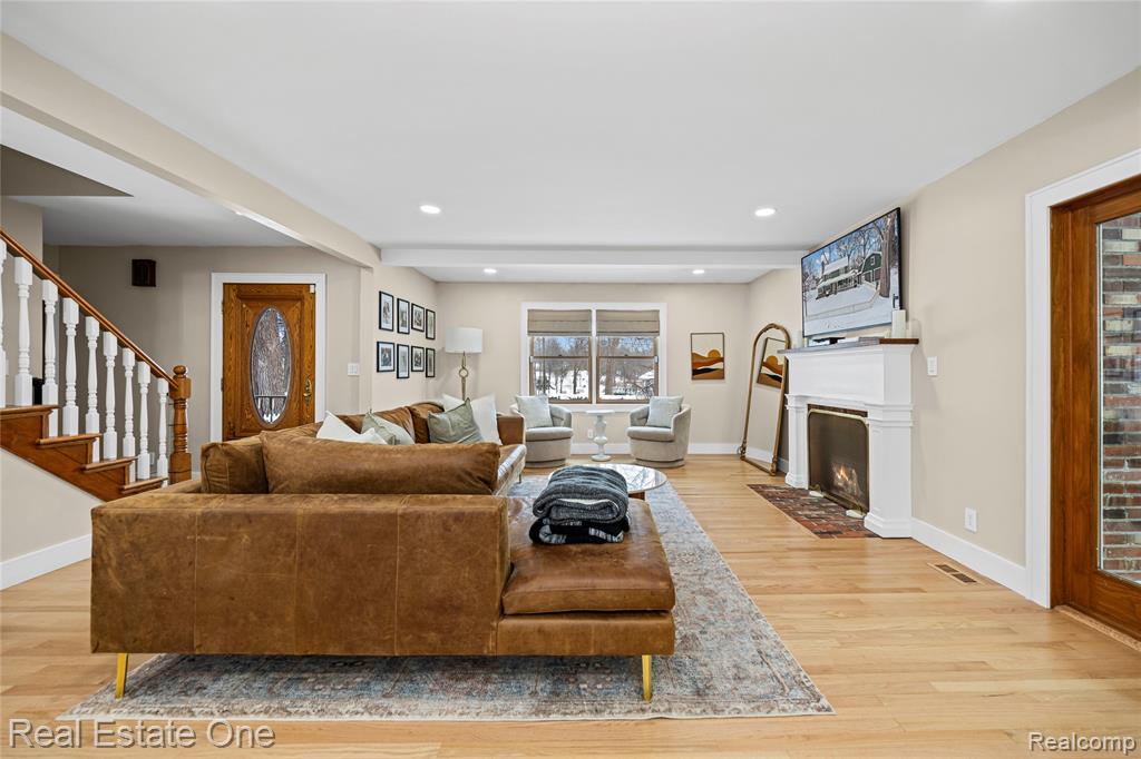 380 Depot Road, Clarkston, MI — Photo 13