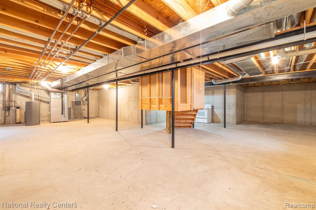 7653 Wood Brook Road, Ann Arbor, MI 48103 — Photo 40