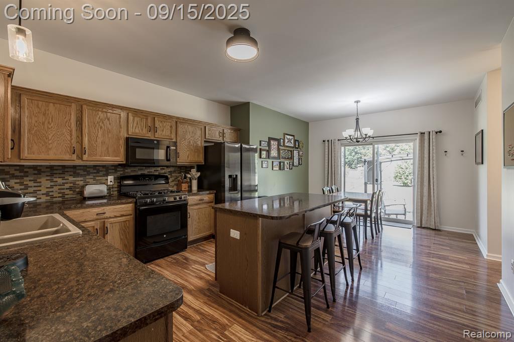 10455 Scarlet Oak Drive, Ypsilanti, MI 48198 — Photo 12