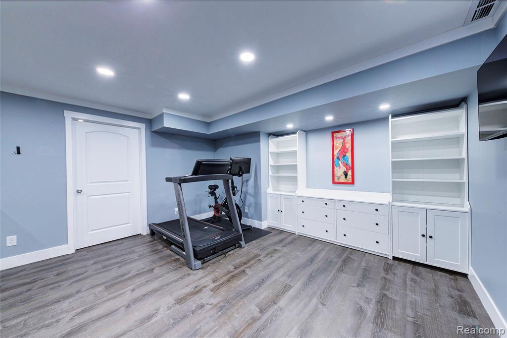 9438 Dornoch Trail, Brighton, MI 48114 — Photo 37