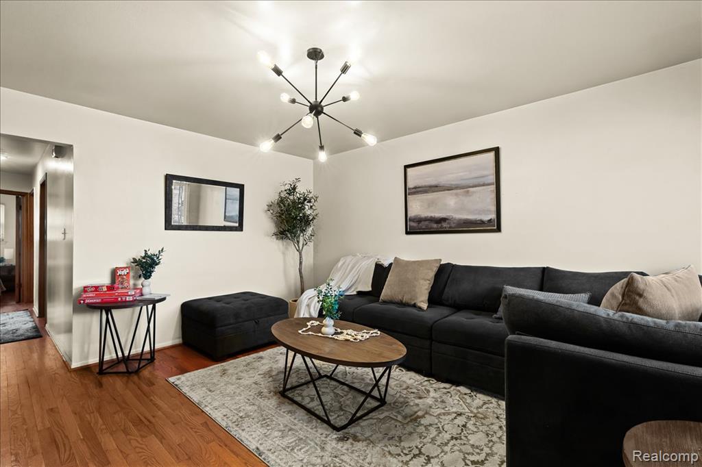 673 Winchester Avenue, Lincoln Park, MI 48146 — Photo 9