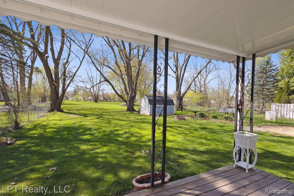 574 WILSON Avenue, Mount Morris, MI 48458 — Photo 27