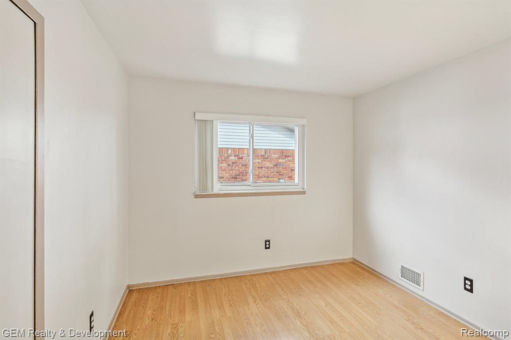7480 CORBETT Drive, Canton, MI 48187 — Photo 22