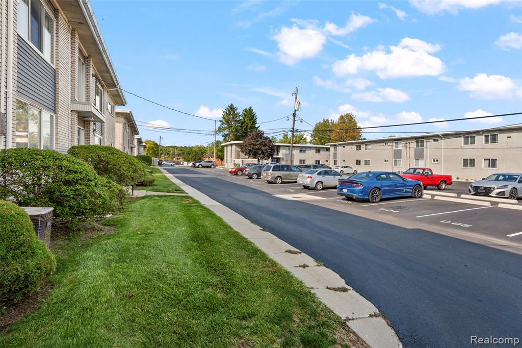4830 BRIARWOOD Avenue, D2, Royal Oak, MI 48073 — Photo 19