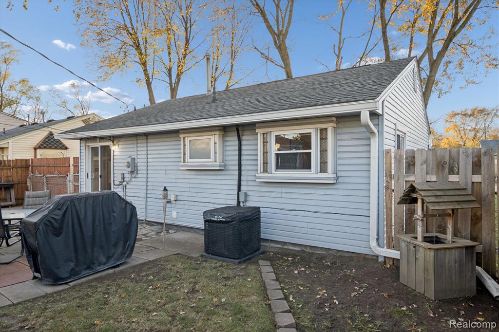 6037 William Street, Taylor, MI 48180 — Photo 35