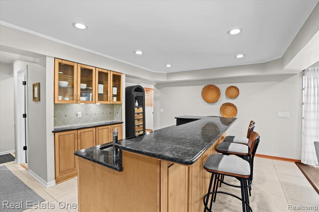 44650 W 11 Mile Road, Novi, MI — Photo 9