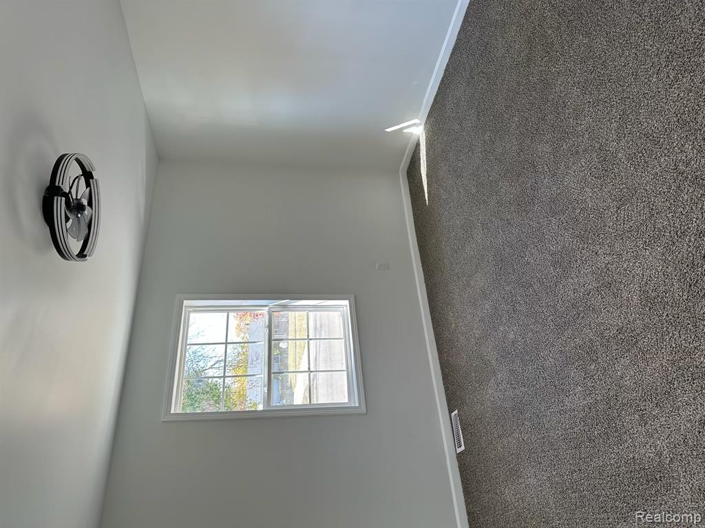 25216 Hayes Road, Roseville, MI 48066 — Photo 21