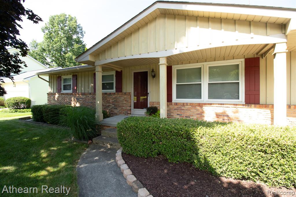 5309 COPLEY SQUARE Road, Grand Blanc, MI 48439 — Photo 3