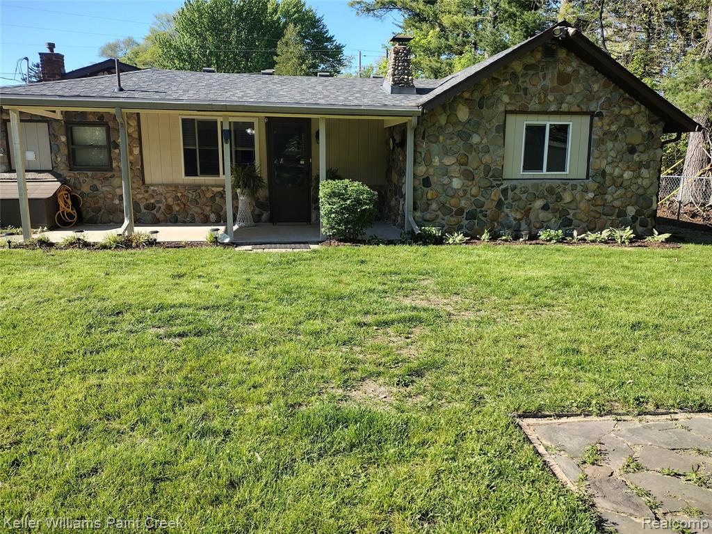 3145 Krafft Road, Fort Gratiot, MI 48059 — Photo 2