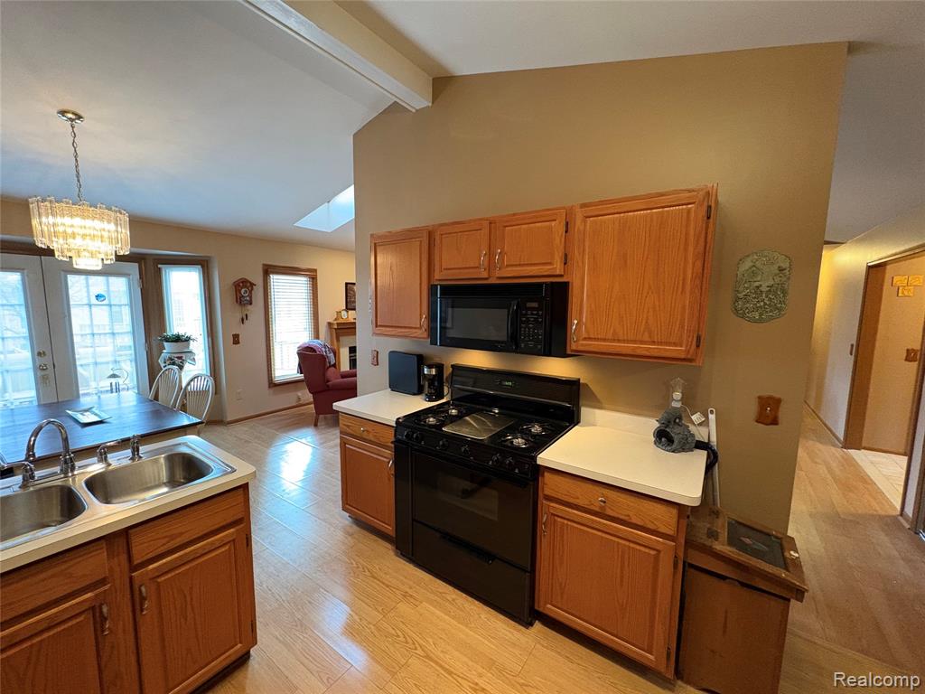 41365 FORTUNA DRIVE E, Clinton Twp, MI 48038 — Photo 10