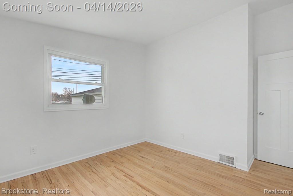 29242 Shirley Avenue, Madison Heights, MI 48071 — Photo 25