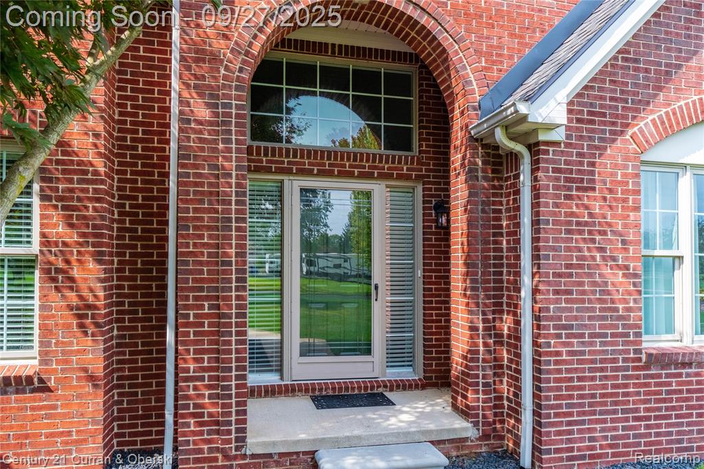 61555 Brookway Drive, South Lyon, MI 48178 — Photo 2