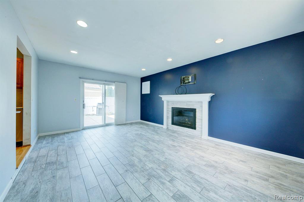 8246 FORREST Drive, Canton, MI 48187 — Photo 12