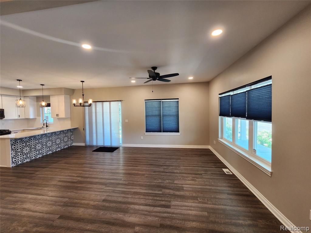 4446 Morrish Road, Swartz Creek, MI 48473 — Photo 11