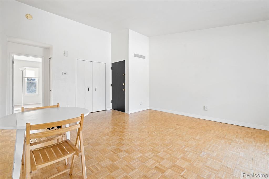 3222 BOLGOS Circle, Ann Arbor, MI 48105 — Photo 14