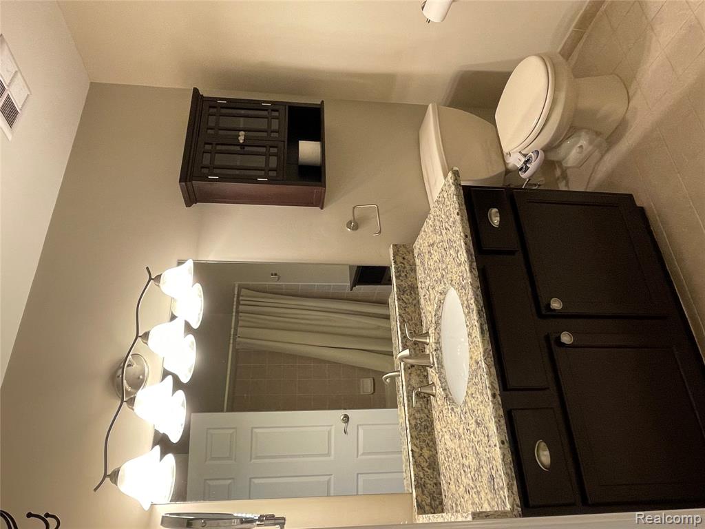 1852 Flagstone Circle, Rochester, MI 48307 — Photo 22