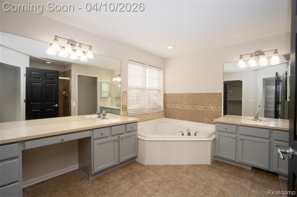 4286 Merriman Loop, Howell, MI 48843 — Photo 32