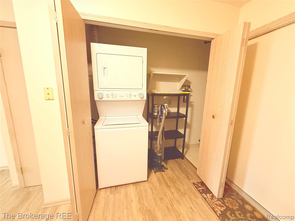 610 Perry Creek Drive, Grand Blanc, MI 48439 — Photo 30