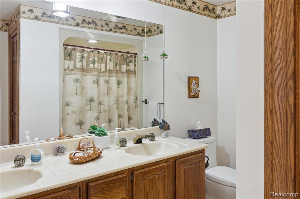 43050 12 Oaks Crescent Drive, 3044, Novi, MI 48377 — Photo 27